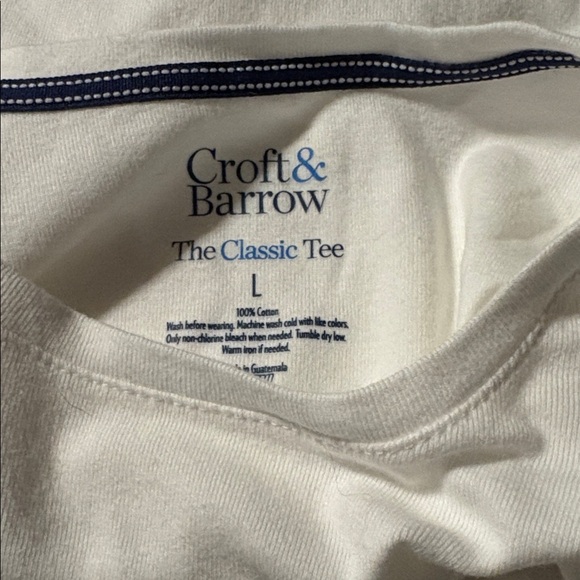 NWOT Women’s size L Croft & Barrow Classic Red, Pink and White T-shirts - Picture 2 of 5